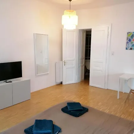 Apartment Flataid Jakob-redtenbacher-gasse I